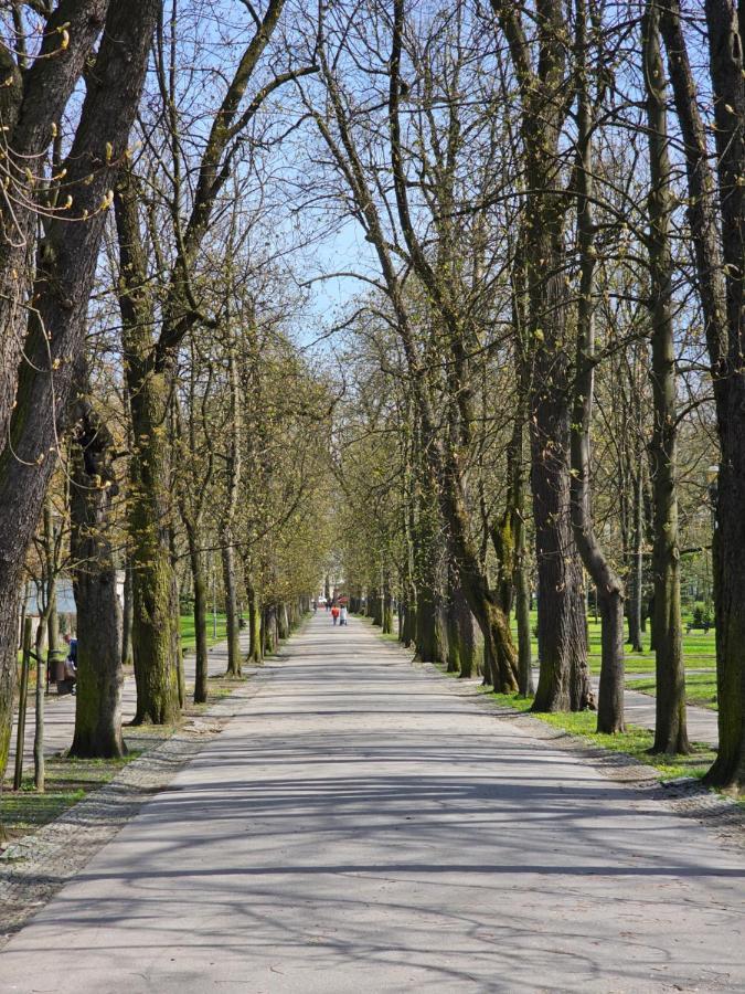 Apartament Central Park Kielce Ngoại thất bức ảnh